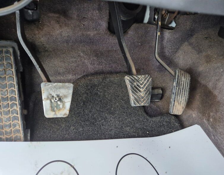 MITSUBISHI  MONTERO 4X4 ***IMPECCABLE***